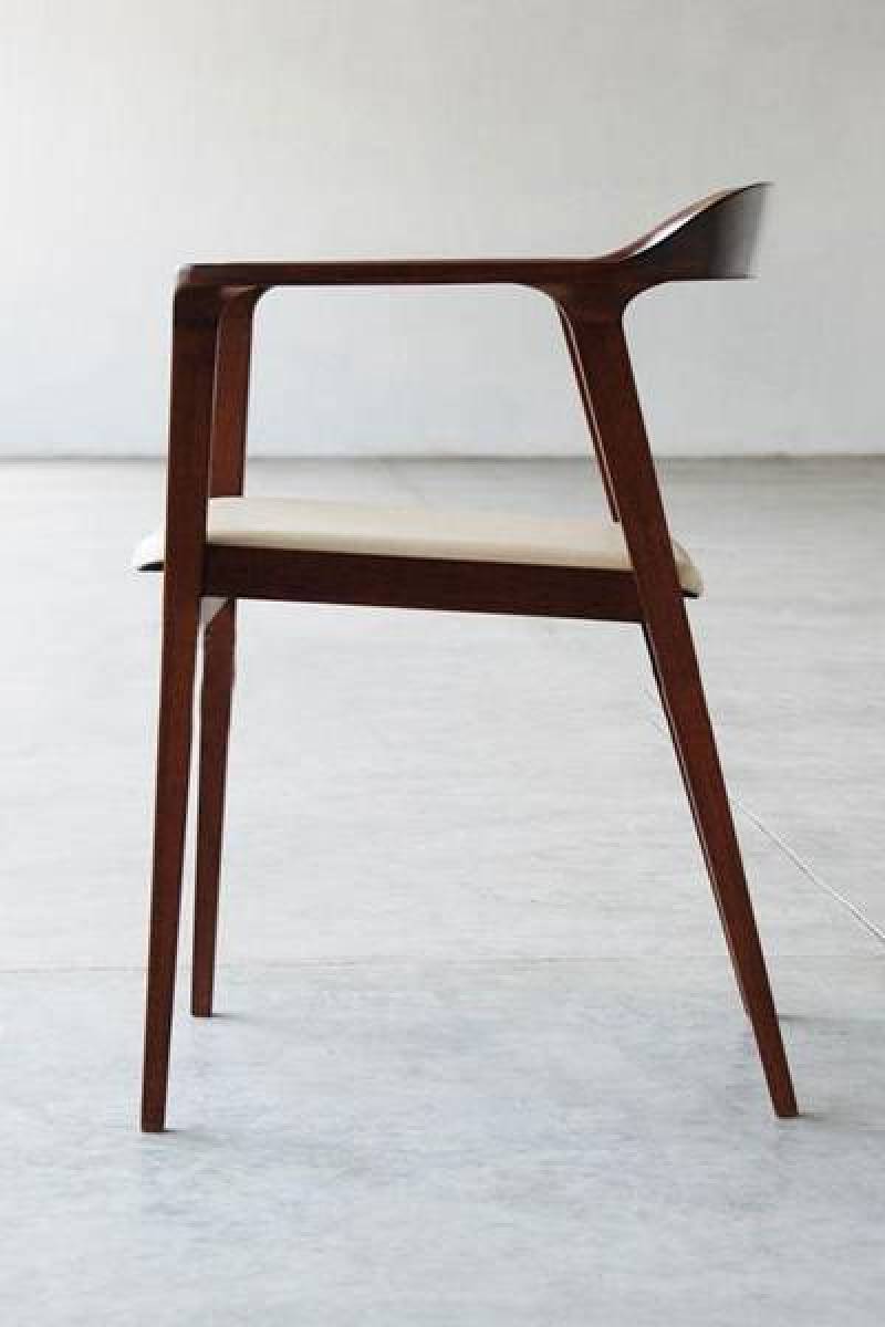 现代实木吧台椅3D模型下载 现代实木吧台椅3D模型下载