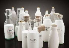现代纯牛奶木塞玻璃瓶罐3D模型下载 现代纯牛奶木塞玻璃瓶罐3D模型下载
