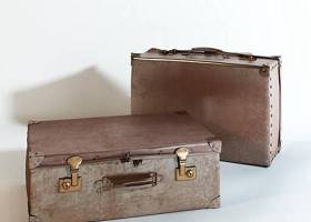 工业风复古皮革行李箱箱子3D模型下载 工业风复古皮革行李箱箱子3D模型下载